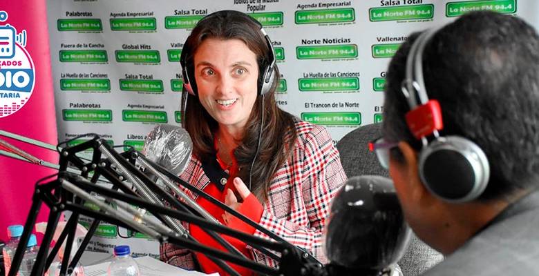 La ministra de las TIC, Karen Abudinen, anunció que para octubre se planea un encuentro virtual con las radiodifusoras. FOTO MinTic
