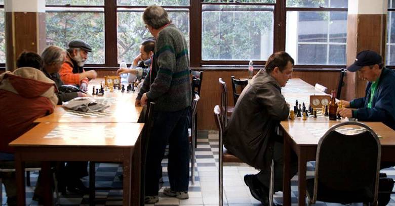 La película La Defensa del Dragón está aún en cartelera en Medellín. FOTO: captura de película. 