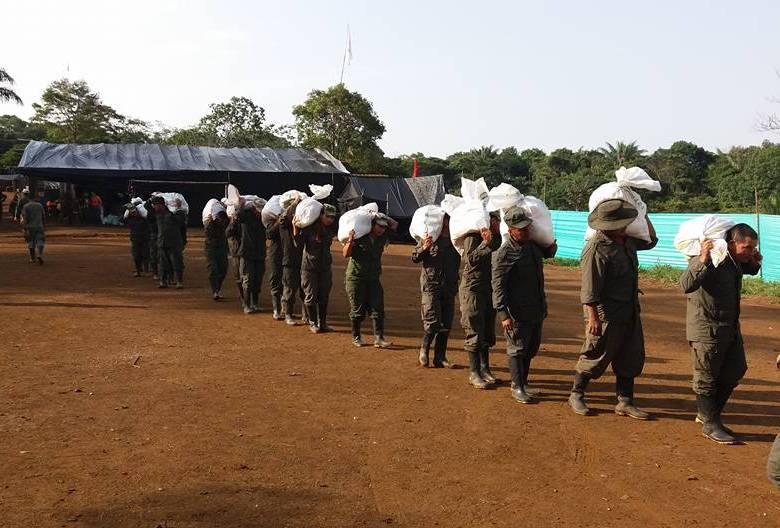 Farc envían dos toneladas de ayudas a Mocoa