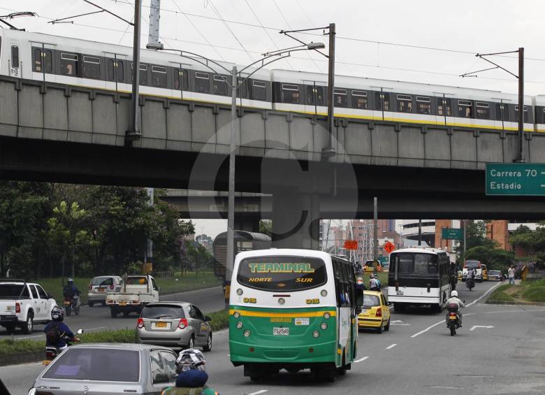 Para esta ocasión el Metro dispuso que los trenes se detendrán en todas las estaciones. FOTO Jaime Pérez