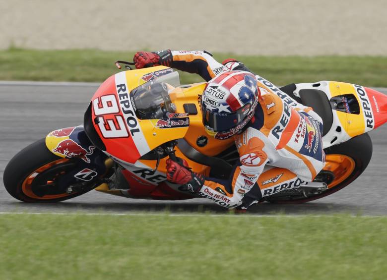 Con esta victoria, el español está tercero en la Clasificación General del Mundial de MotoGP. FOTO AP. 