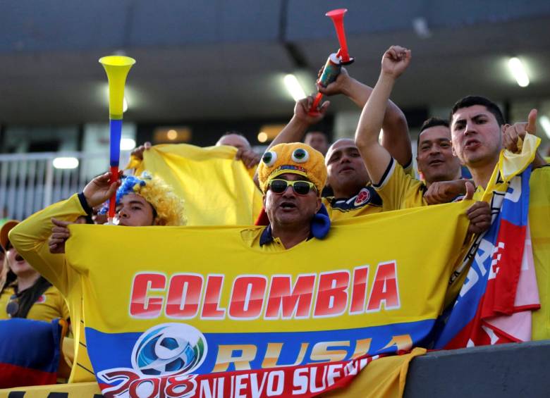 Colombia aseguró medio tiquete a Rusia 2018 y, desde mañana ante Uruguay, quiere empezar a buscar la otra mitad. La afición está optimista. FOTO reuters