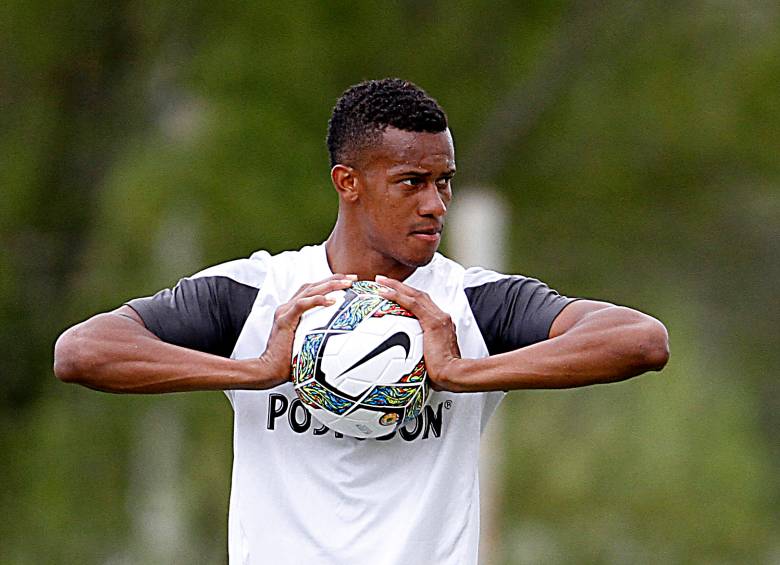 Jonathan Copete estará fuera de las canchas por un largo periodo. El verde adelantó el partido de la quinta fecha, ante el Pasto, para el miércoles (7:45 p.m.) por Feria de Flores. FOTO donaldo zuluaga