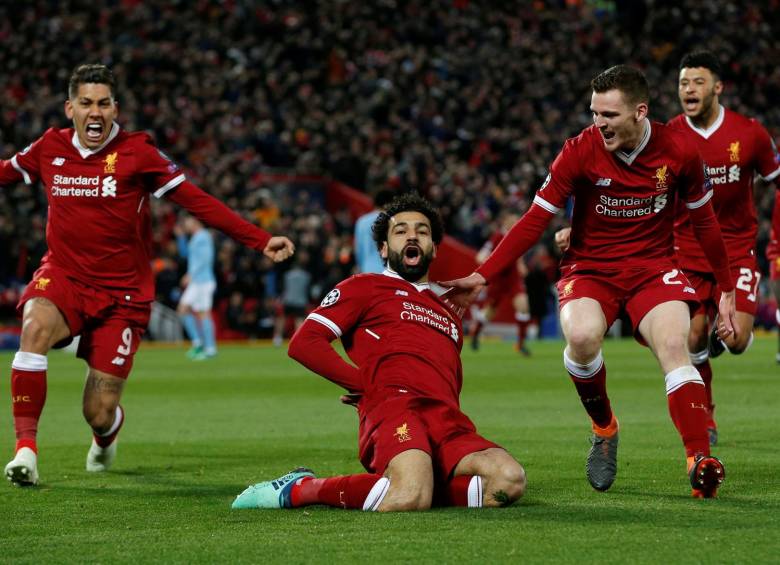 Liverpool le asestó un fuerte golpe al Manchester City y lo goleó 3-0. Mohamed Salah abrió la cuenta. FOTO REUTERS