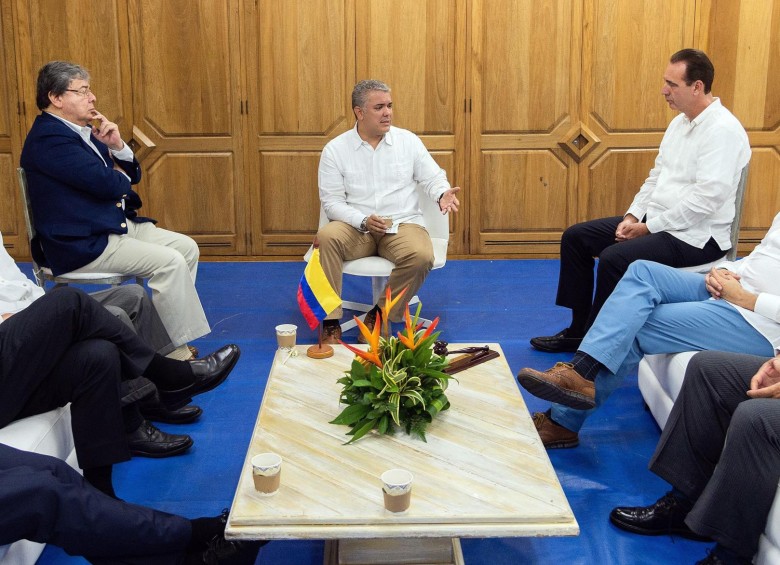 El presidente Iván Duque sostuvo un encuentro con los jueces de la CorteIDH que sesionan en Barranquilla. FOTO EFE.