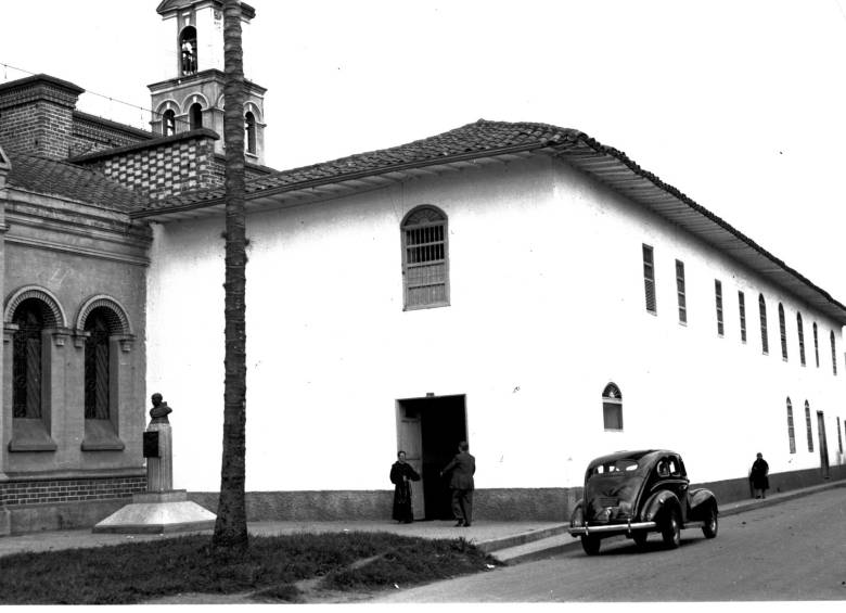San Benito, iglesia y barrio