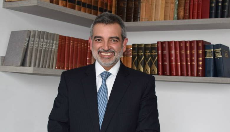 El superintendente de Sociedades, Juan Pablo Liévano, presentó detalles de la nueva normativa para pequeñas empresas. Foto Colprensa
