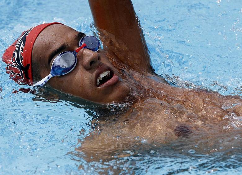 En el agua y en la pista, los atletas demostraron talento pese a sus discapacidades. FOTO donaldo zuluaga