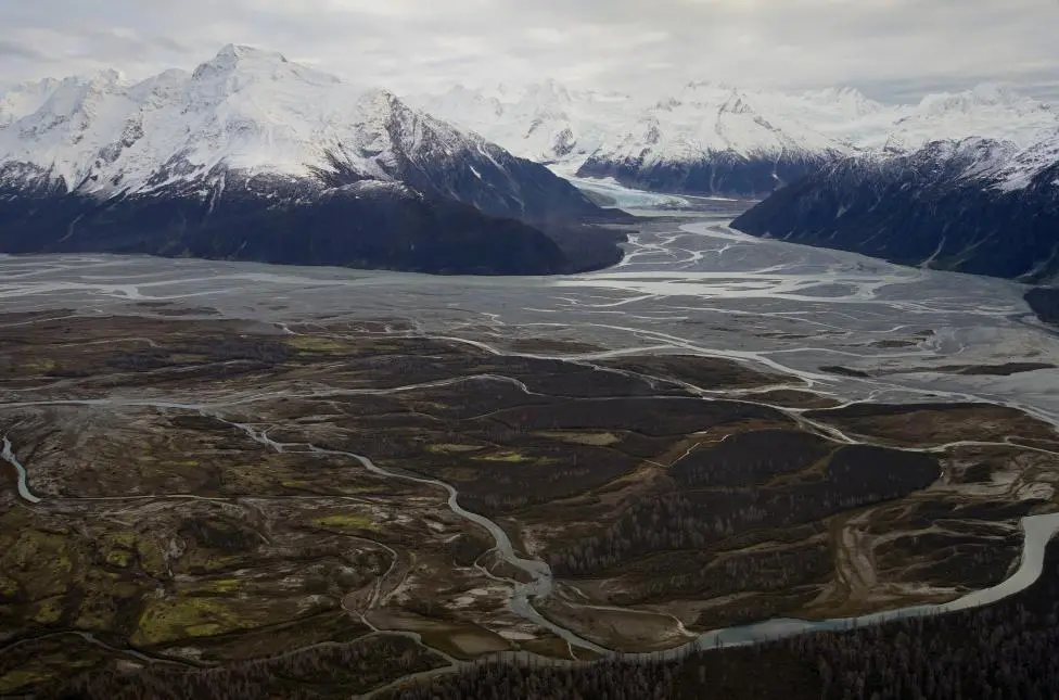 El Parque Tatshenshini-Alsek se ve durante un vuelo sobre el noroeste de la Columbia Británica. FOTO Reuters