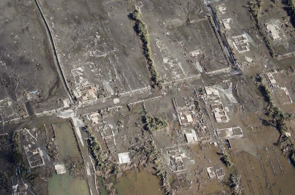 Más de 15.800 muertos dejó el terremoto, posterior tsunami, y explosión de la Central Nuclear de Fukushima. FOTO Reuters