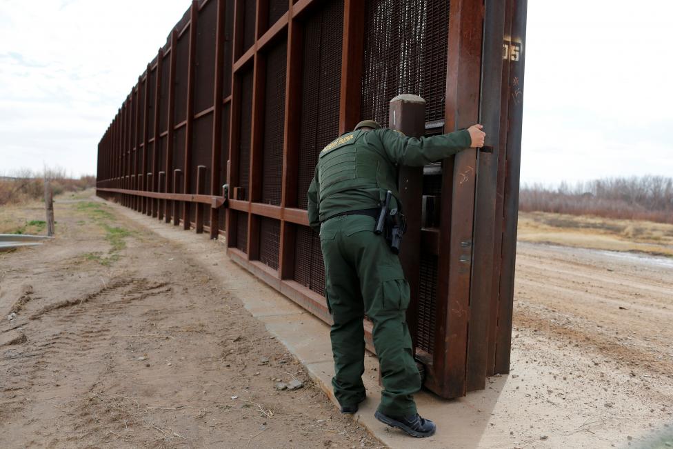 La frontera actual entre Estados Unidos y México tiene una longitud de 3185 km. En la imagen El Paso, Estados Unidos. FOTO Reuters