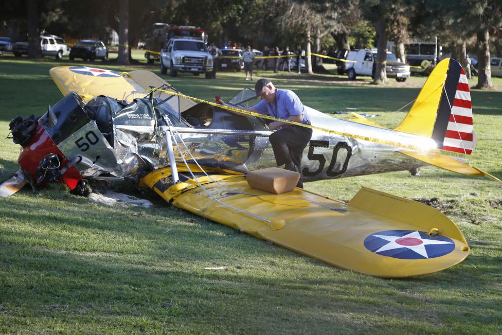 Harrison Ford se encuentra estable luego de haberse estrellado el pasado jueves en una avioneta en un campo de golf cercano al aeropuerto de Santa Mónica, Estados Unidos. FOTO Reuters