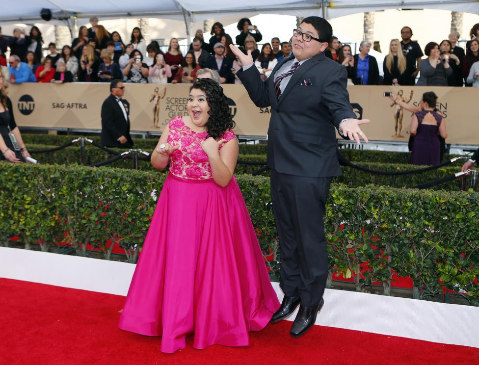 El actor Rico Rodríguez, de la serie de comedia Modern Family y su hermana, la actriz Raini Rodríguez. FOTO Reuters 