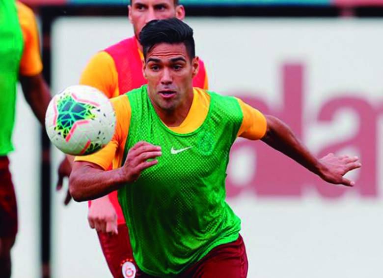 Falcao ya ha cumplido tres prácticas completas con el Galatasaray dejando buenas sensaciones. FOTO cortesía galatasaray.org