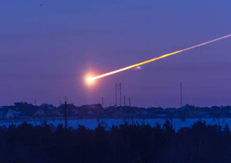 Esta explosión fue la segunda más fuerte de su tipo en los últimos 30 años y es el meteorito más grande en llegar a la atmósfera de la Tierra desde el que impactó en Cheliábinsk (Rusia) en 2013. FOTO ARCHIVO REUTERS