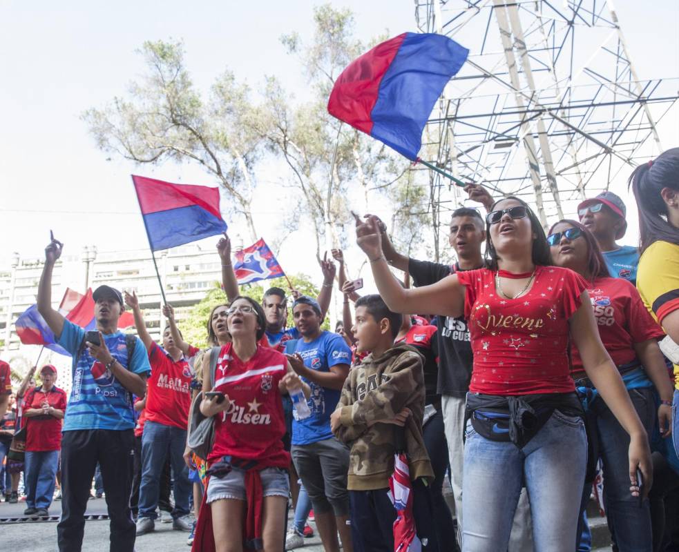 Fue masiva la presencia de seguidores del Poderoso. FOTO EDWIN BUSTAMANTE