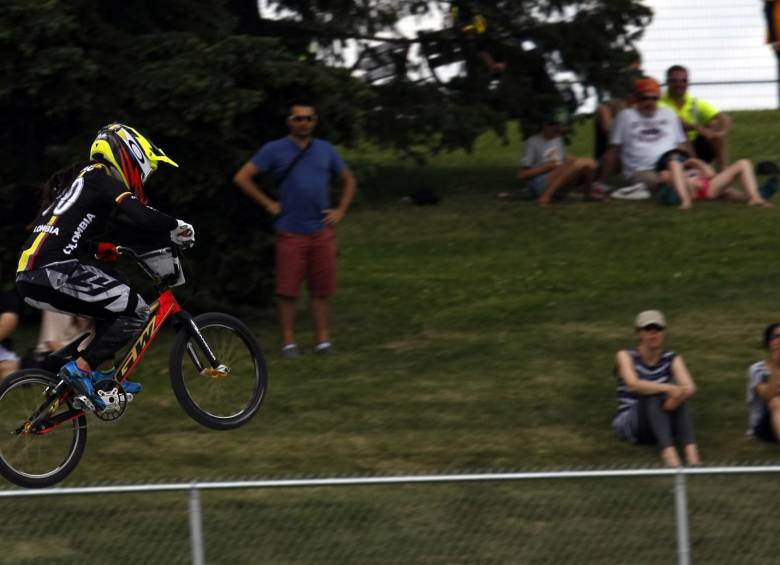 Mariana Pajón suma tres resultados adversos con los Panamericanos. Además de perder en Toronto por caída, no tuvo fortuna en la segunda jornada en Bélgica y ayer en Suecia. FOTO archivo