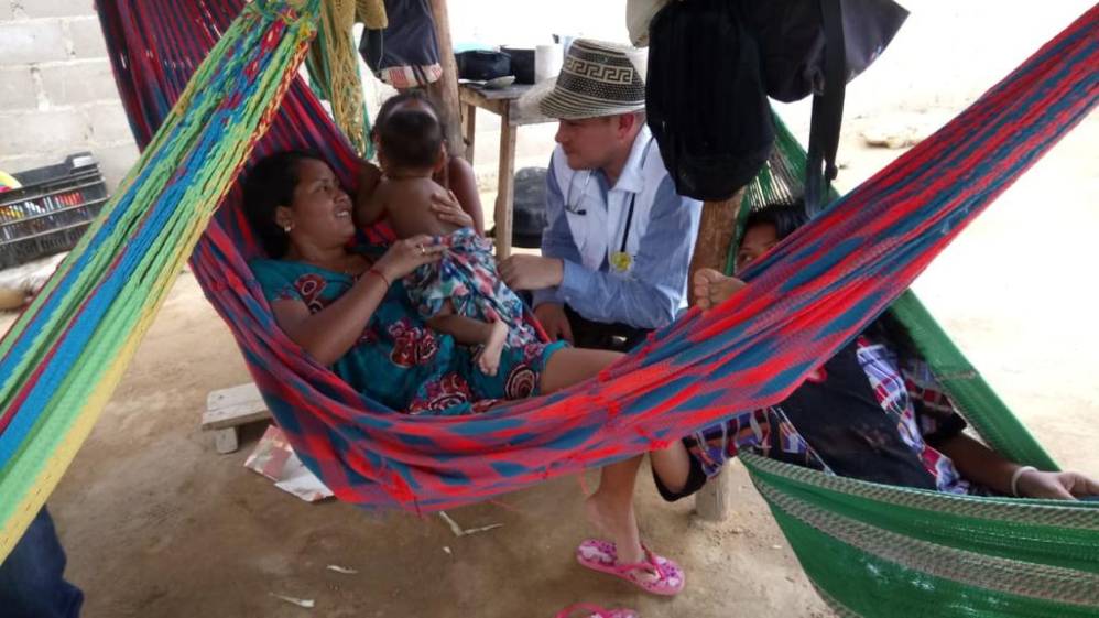 Trabajo de campo en prevención, vigilancia y control de sarampión, con comunidades indígenas en La Guajira, en 2019. FOTOS Cortesía INS