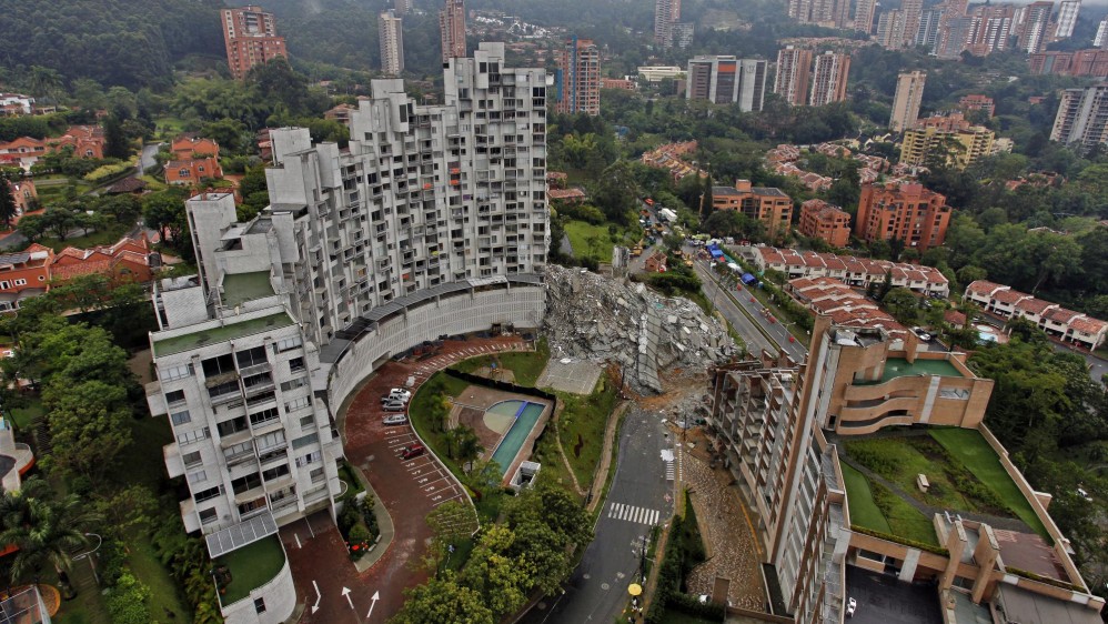 Un día como hoy hace siete años se derrumbaron los 21 pisos que conformaban la torre 6 de el edificio Space. Foto: Henry Agudelo