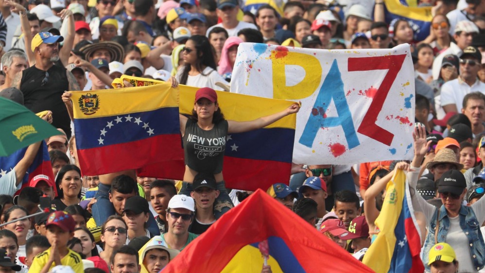 Las autoridades colombianas esperan recibir al menos 250 mil asistentes en un escenario con capacidad para 500 mil. Foto: EFE