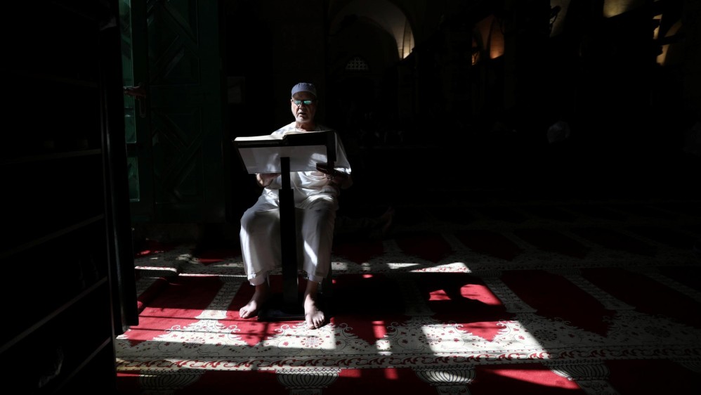 Este mes conmemora el momento en que Alá, dios de los musulmanes entrega las escrituras sagradas a Mahoma, su profeta. Durante todo el mes se privilegia la oración, el estudio de las escrituras y el ayuno durante las horas de sol. Foto: Reuters