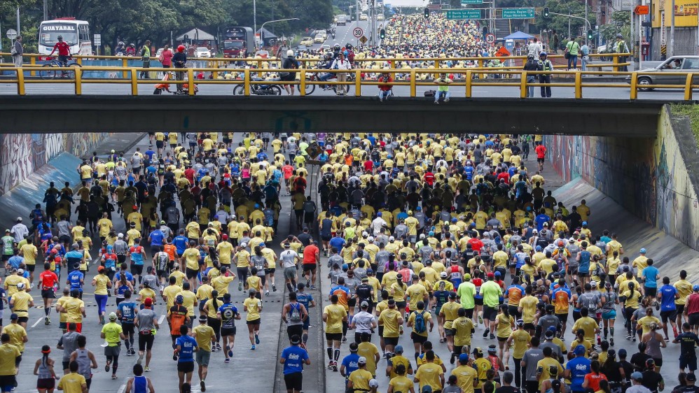 Cerca de 13 mil atletas de 39 países hicieron parte de la Maratón de las Flores. FOTO ROBINSON SÁENZ