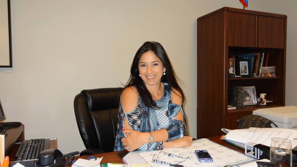 Lucía Madriñán fue codirectora de noticias del Canal Caracol desde 1998 hasta abril de 2011, cuando fue nombrada cónsul de Colombia en Toronto, Canadá, cargo que desempeña hasta el día de hoy. FOTO Facebook Lucía Madriñán