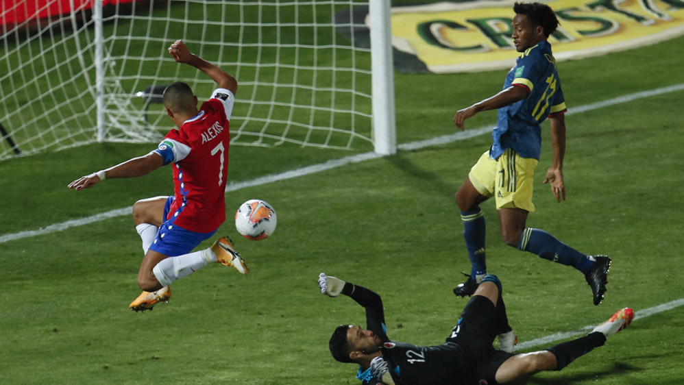 Alexis Sánchez adelantó a Chile en un momento en que la selección cayó en un bache y bajo su ritmo inicial. Foto AFP